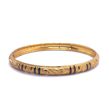 Designer Yellow Gold Plated metal 1 Piece Bangle with Engraved Texture and Geometric Motifs for a Traditional Look