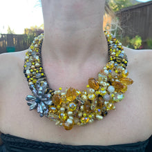 Handmade Bib Choker Bright 20