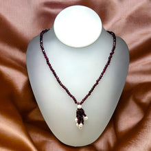 Natural Garnet Rondelle Facet Cut with Smooth Pearl Gemstone Necklace