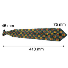 Handcrafted Flower Pattern Pearl Tie Delicate and Charming