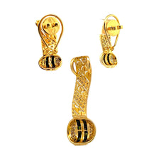 18K Two Tone Gold Pendant Earring Set with Natural Diamond & Sapphire Jewellery