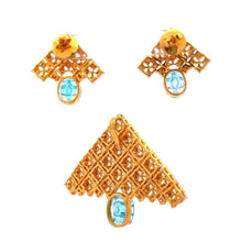 18K Two Tone Gold Natural Diamond & Swiss Blue Topaz Pendant Earring Set Jewelry
