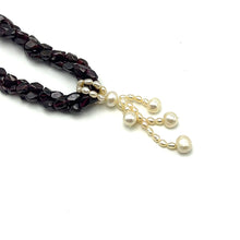 Natural Garnet Chobra & Plain Pearl Twisted Gemstone Necklace