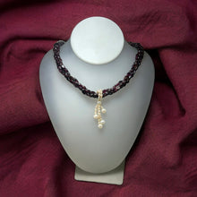 Natural Garnet with Smooth Pearl Gemstone Necklace