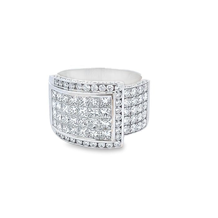 18K White Gold Ring Natural Diamond Unique Channel Set Buckled Band