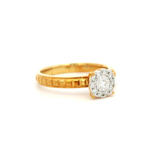 18K Rose Gold Vintage Diamond Halo Ring | Round Cluster Center | Classic Textured Pattern Band - Ring
