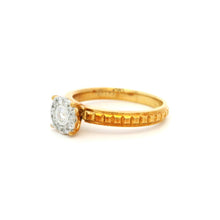 18K Rose Gold Vintage Diamond Halo Ring | Round Cluster Center | Classic Textured Pattern Band - Ring