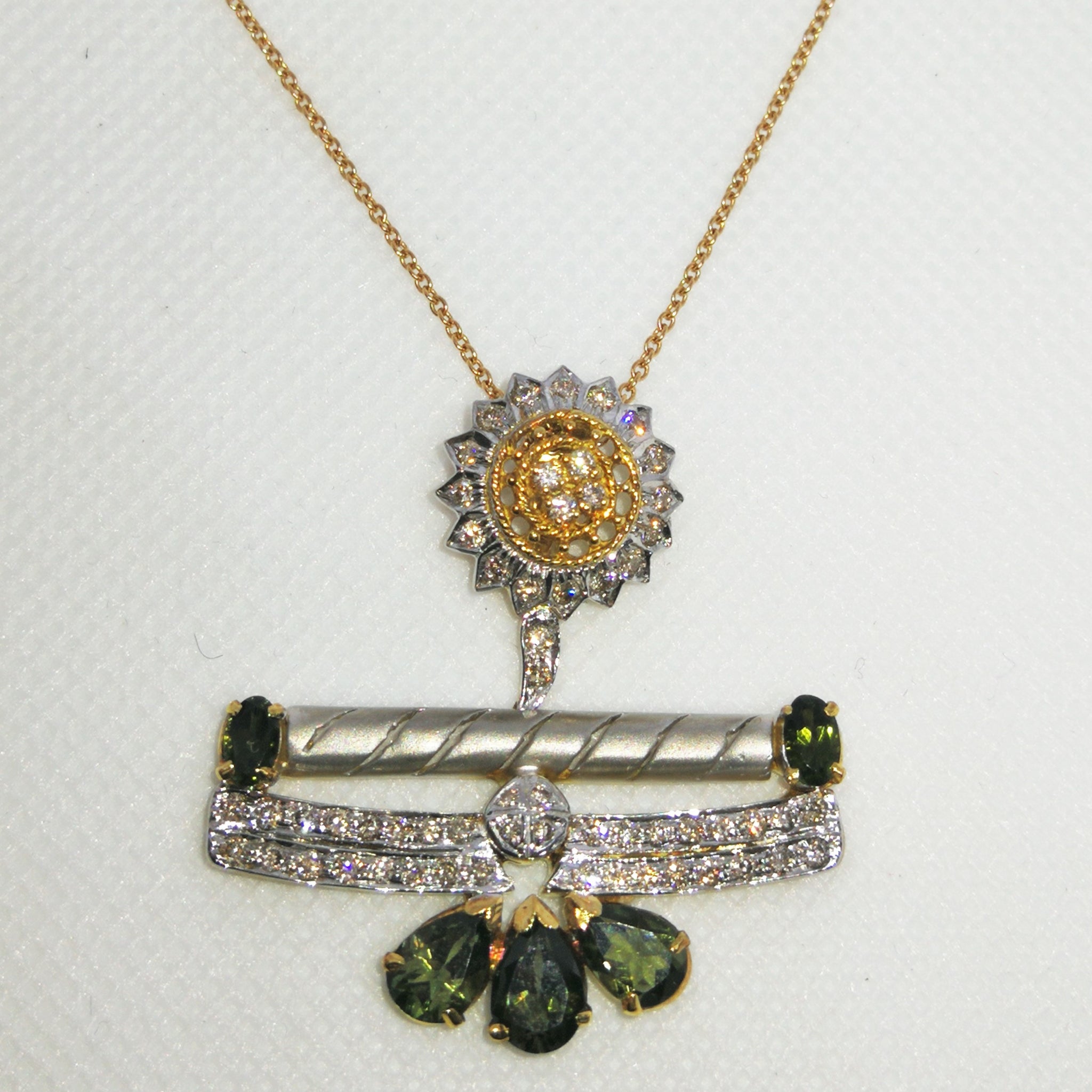 18K Yellow Gold Pendant Earring with Diamond & Green Tourmaline Natural Forest Floral Jewellery Set