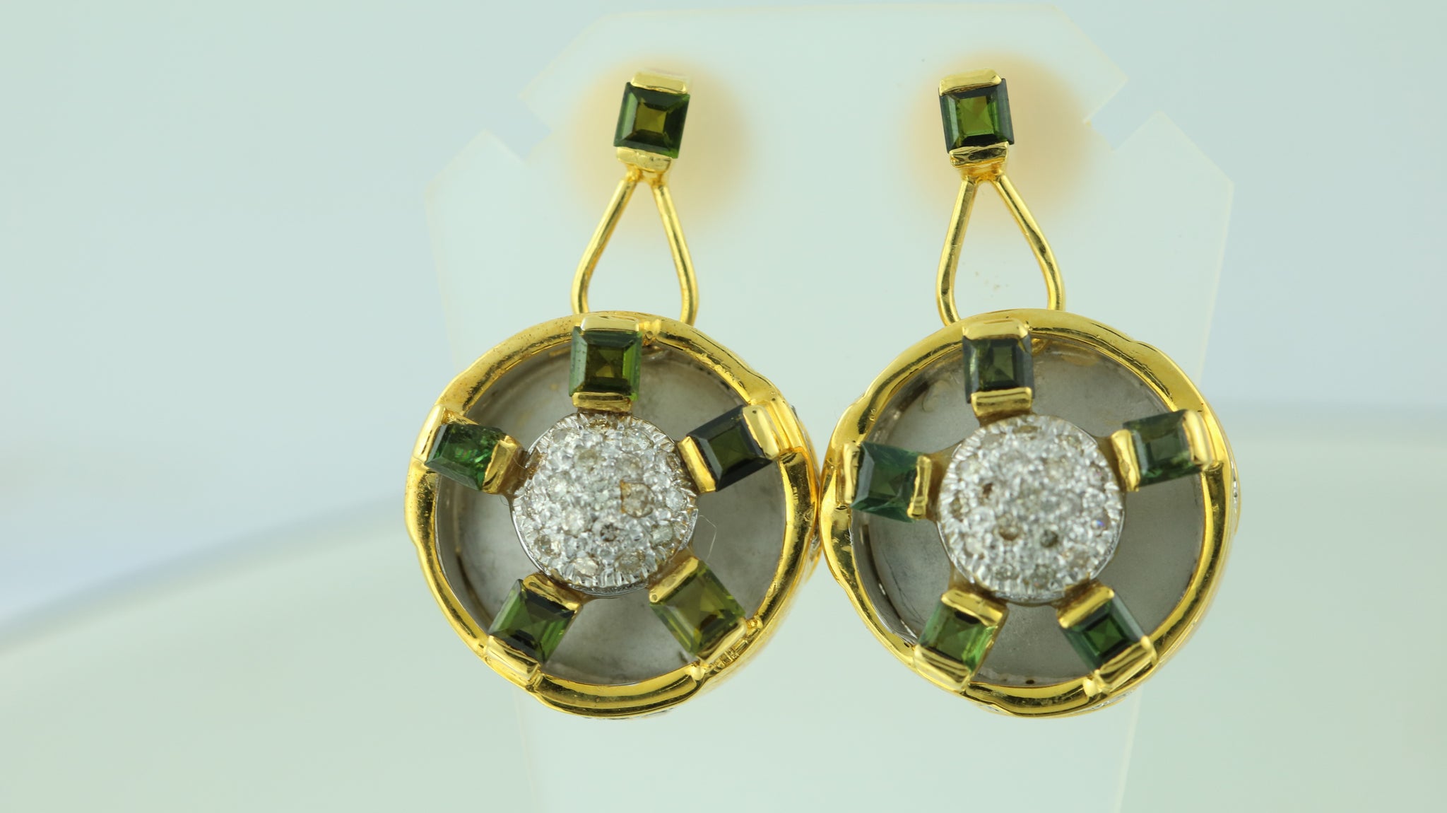 18K Yellow Gold Pendant Earring with Diamond & Green Tourmaline Natural Gemstones Hoop Wheel Style Jewellery Set