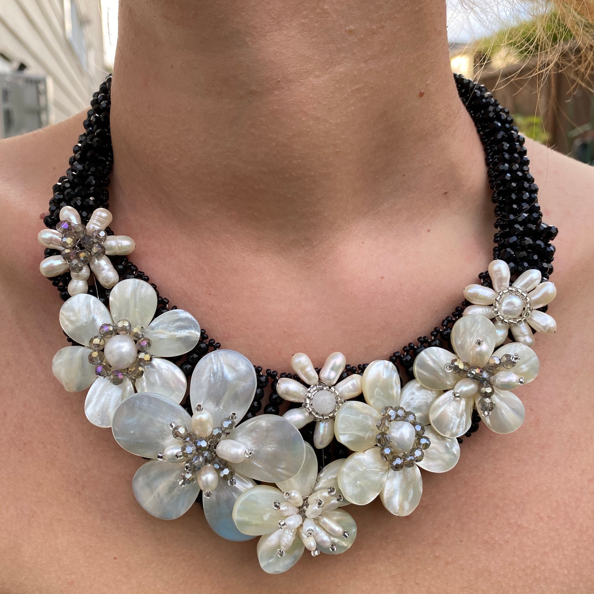 Handmade Stunning Necklace 20" Floral Mother of Pearl Shells with Black Onyx Bib Choker