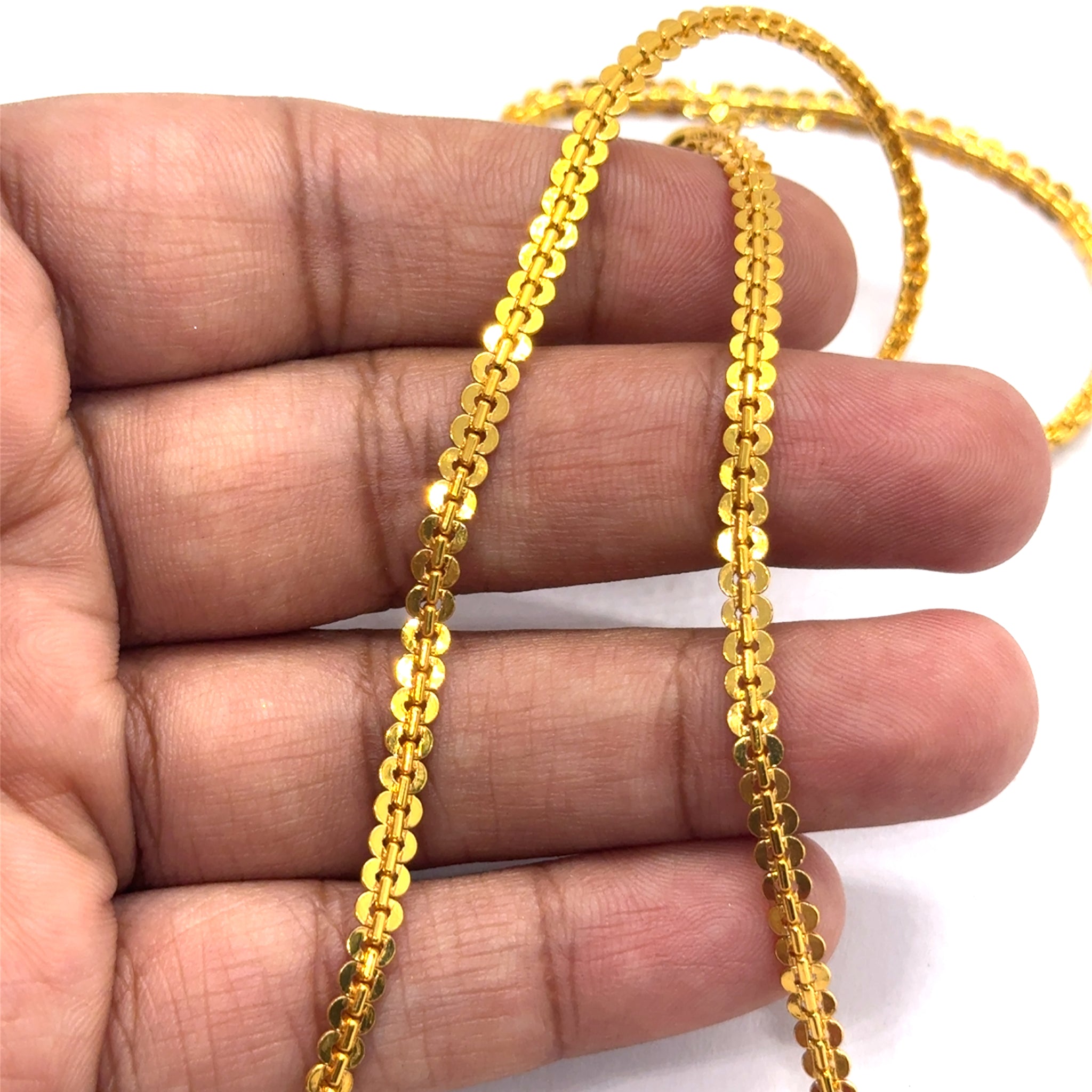 Interlocking Discs Patterned Link Gold Plated Chain Necklace Jewelry