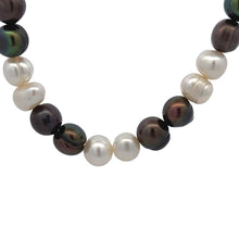 Elegant Two-Tone Plain Ringed Pearl Necklace