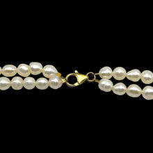 Pearl Chic two-Layered White Plain Necklace