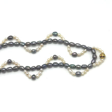 Pearl Elegant Dark Grey and White Twisted Necklace