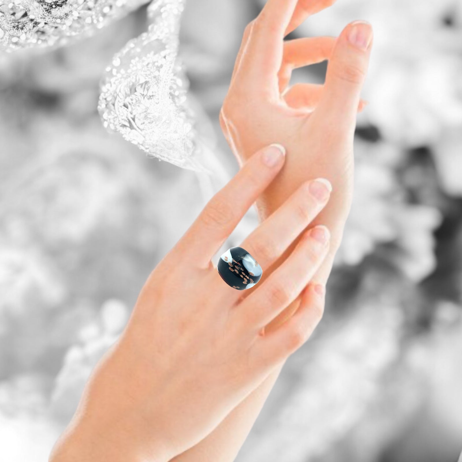 Handmade Glass Acrylic Ring Elegance Gilded Monochromically Infinity Band