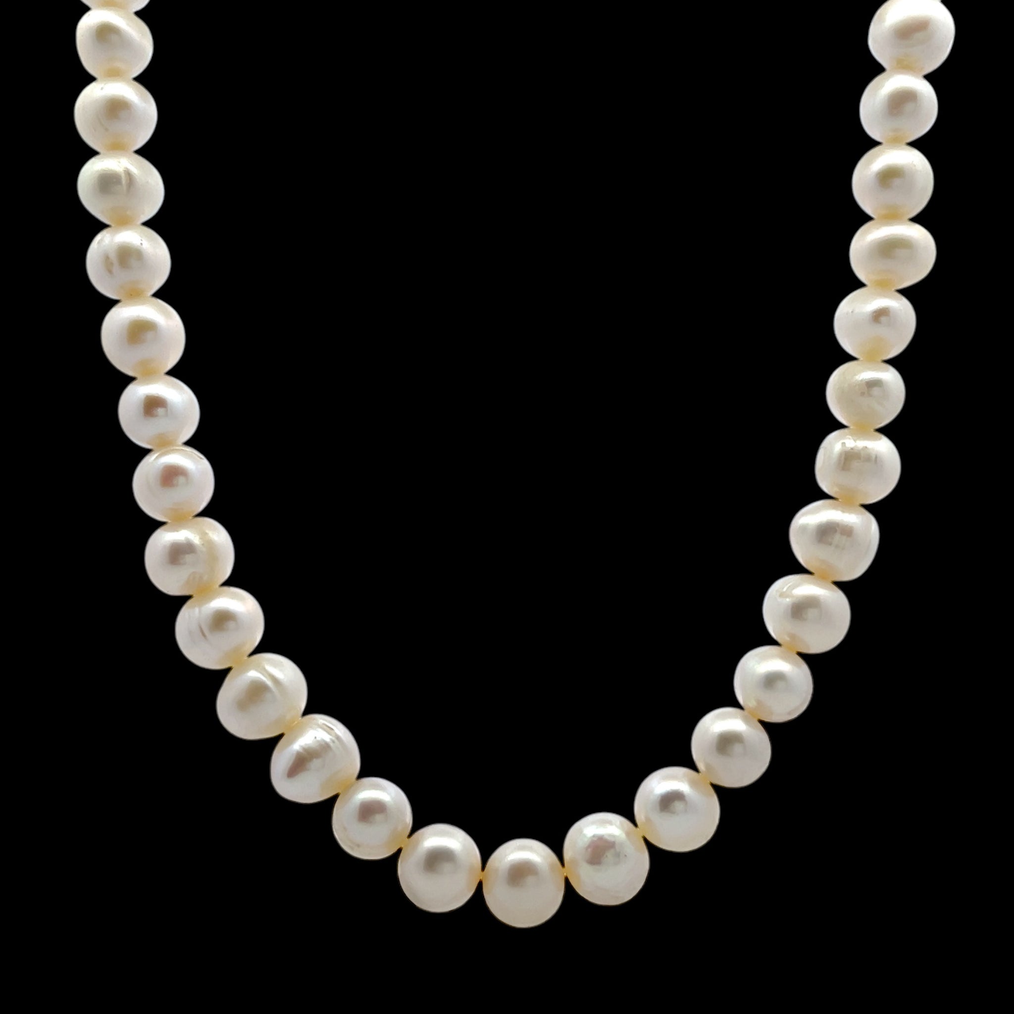 Pearl White Ringed Plain Necklace