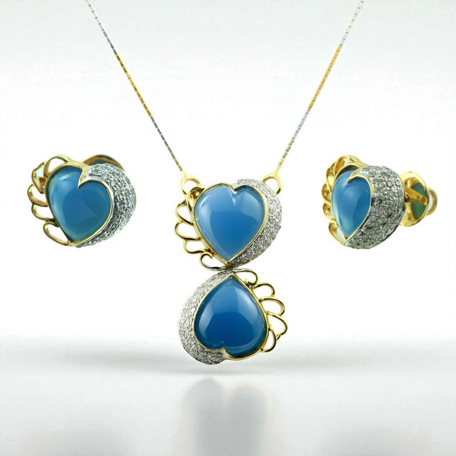 18K Yellow Gold Pendant Earring Chain with Chalcedony Heart & Natural Diamond Jewellery Set