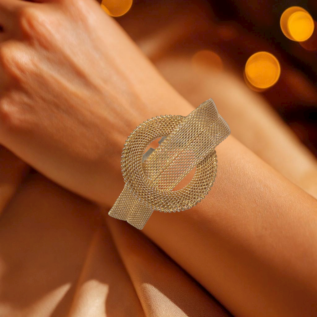 Vintage Style Woven Gold-Tone Mesh Bracelet with Textured Loop Clasp