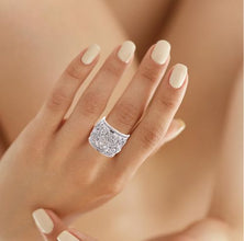 18K White Gold Ring Natural Diamond Wrap Heart Band