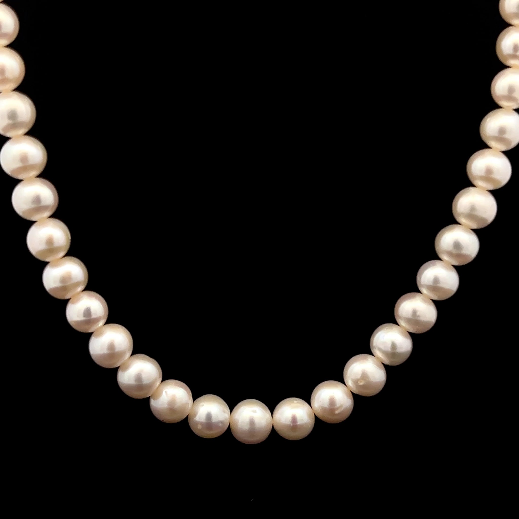 Natural Freshwater Pearl 7mm White Round Necklace 16.7inch Modern Pearl Necklace for Confidence and Clarity