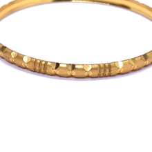 Elegant Yellow Gold Plated Bangle 1 Piece Featuring Textured Traditional Design and Fine Geometric Engravings Electro