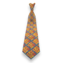 Handcrafted Diamond Pattern Pearl Tie Elegant and Timeless