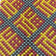 Handcrafted Diamond Pattern Pearl Tie Elegant and Timeless