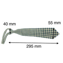 Handcrafted Linked Pattern Pearl Tie Contemporary and Chic