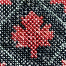 Handcrafted Maple Leaf Pattern Pearl Tie Nature-Inspired Elegance
