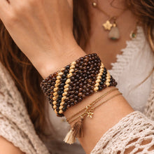 Handmade Brown Coconut Shell Flower Carved Stretchable Bracelet - Eco-Friendly Boho Jewelry - Bracelet