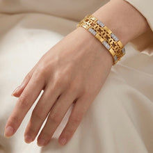 Yellow Gold CZ Floral Link Bracelet – Elegant Unisex Style with Polished Finish - Bracelet